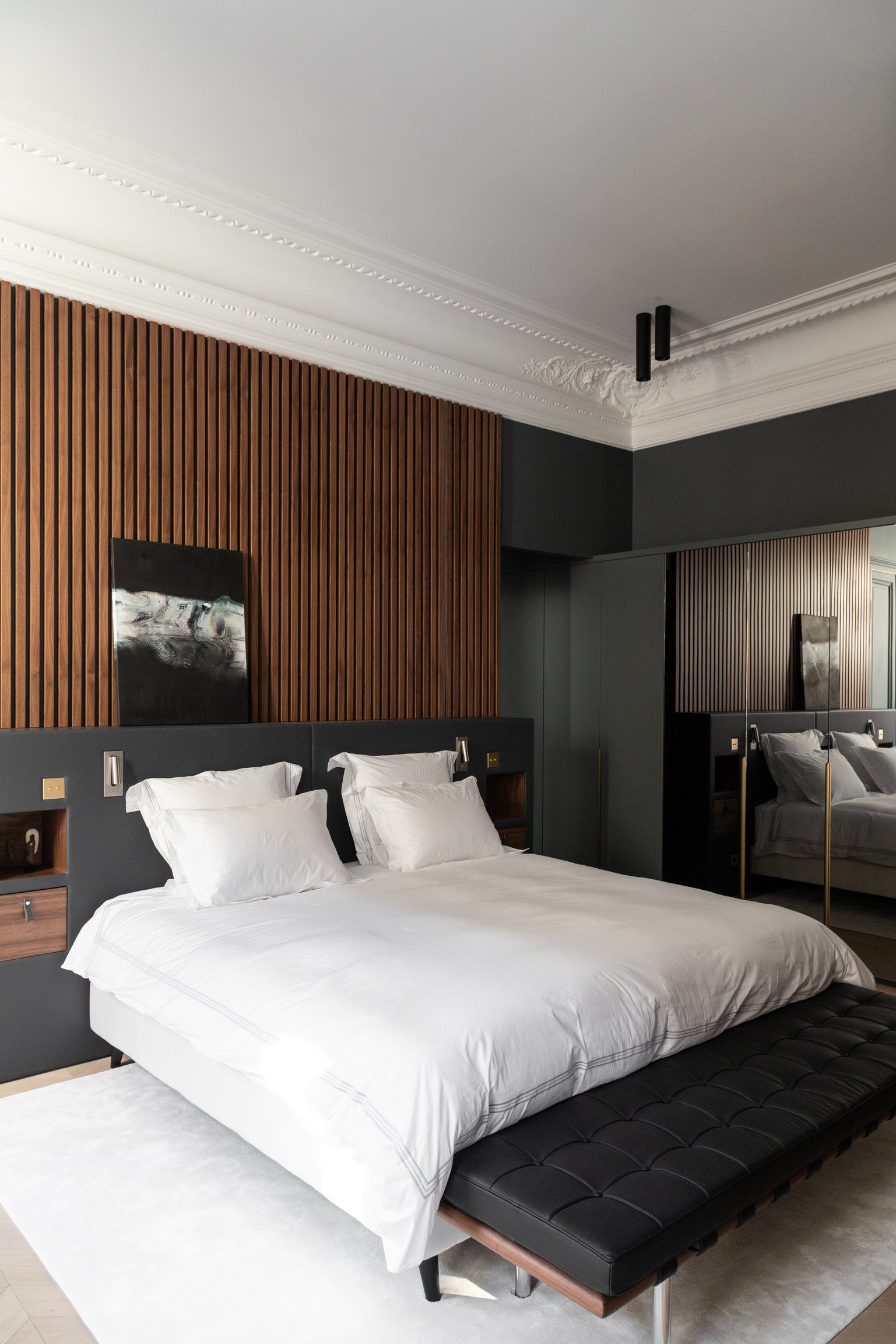 Solid walnut headboard — Paris 1st