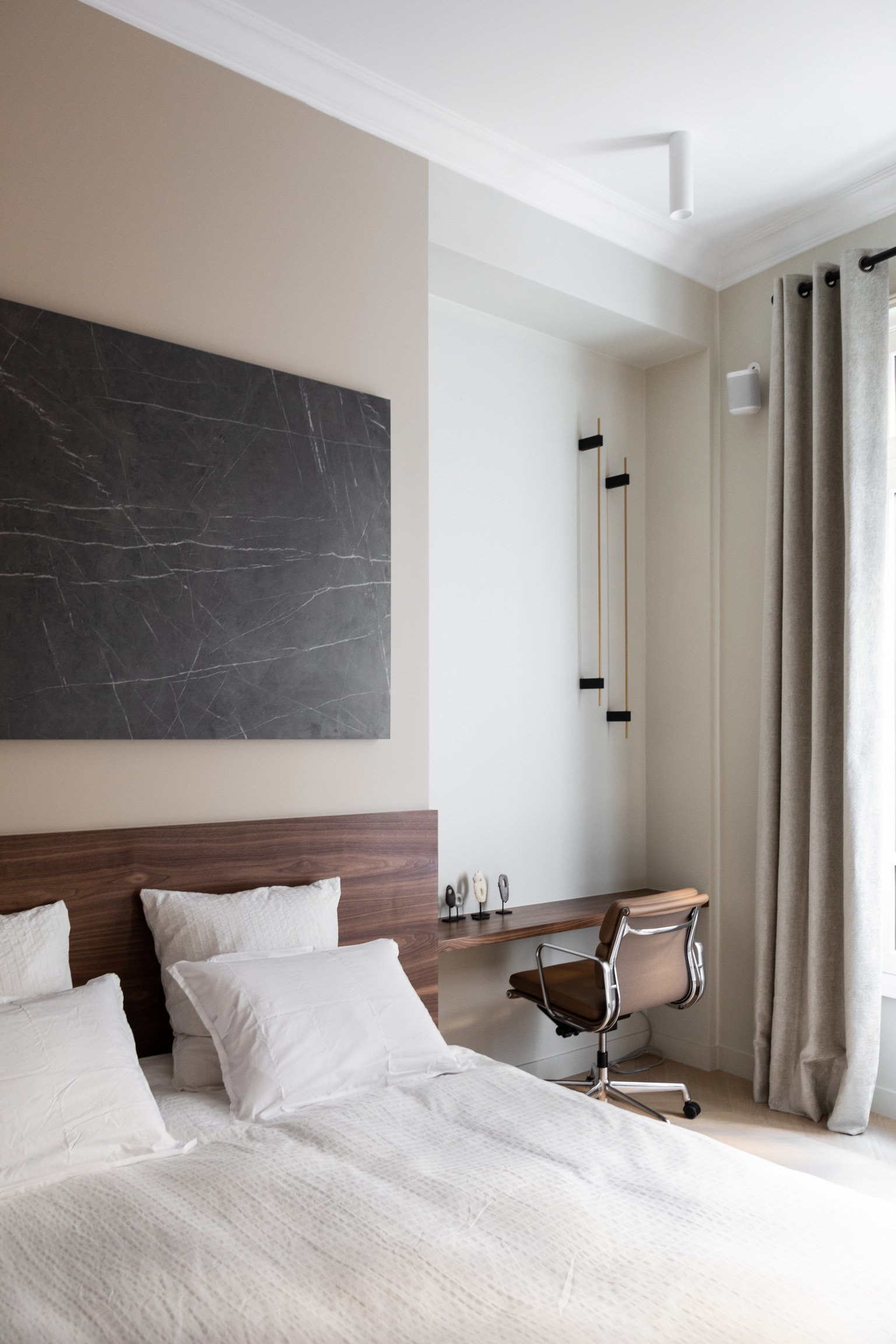 Guest bedroom — Paris 1st