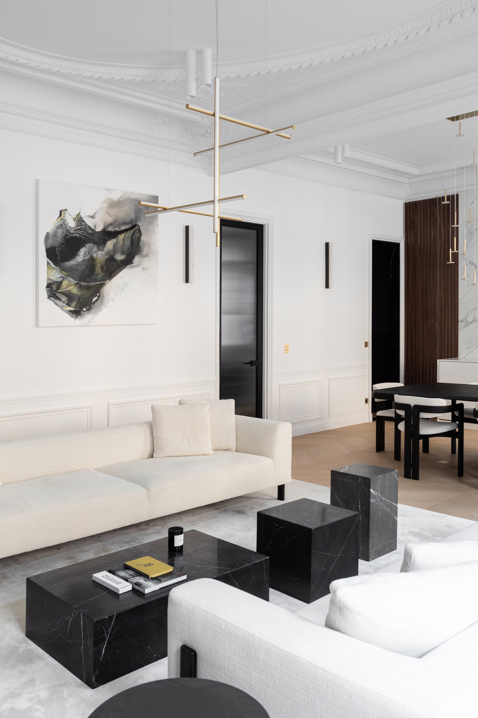 Marquina marble tables — Paris 1st