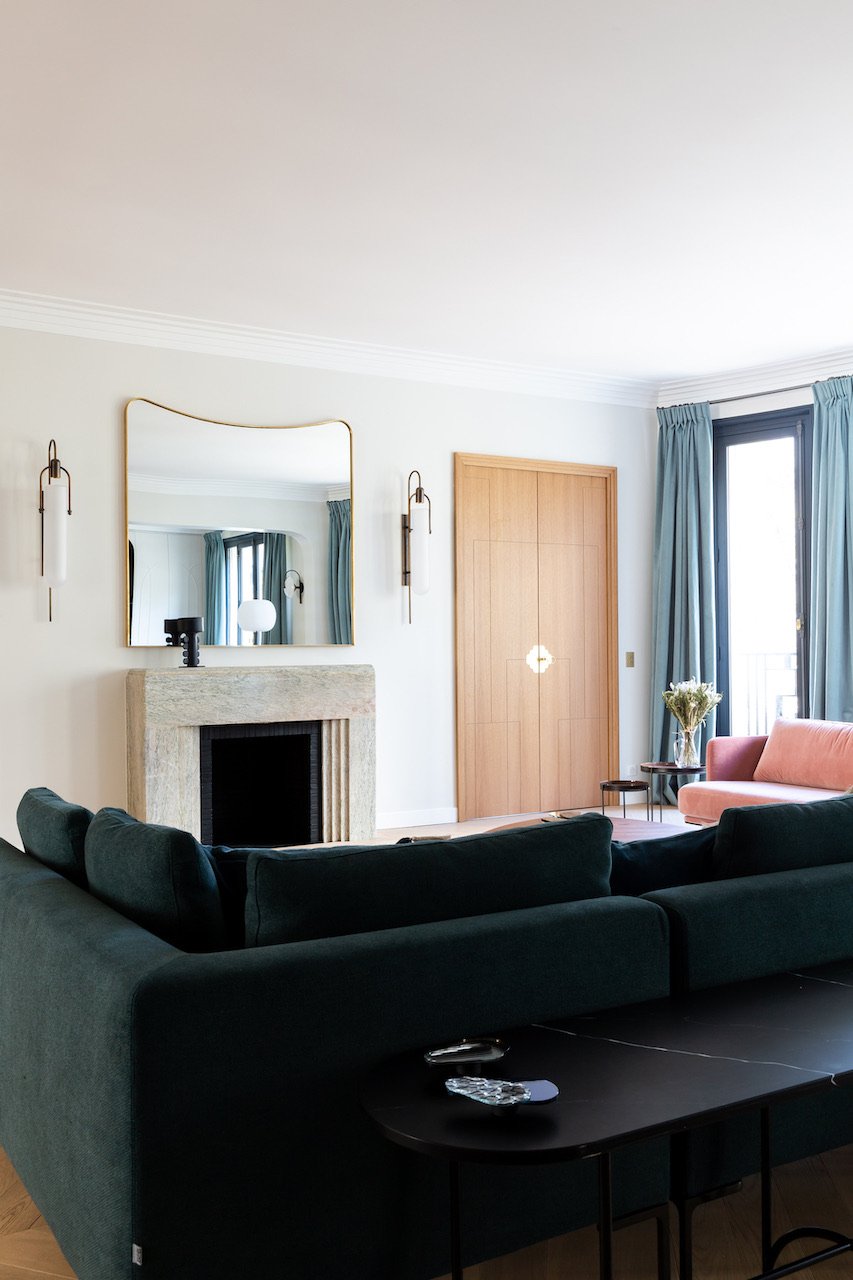 Colourful children bedroom — Paris 16th