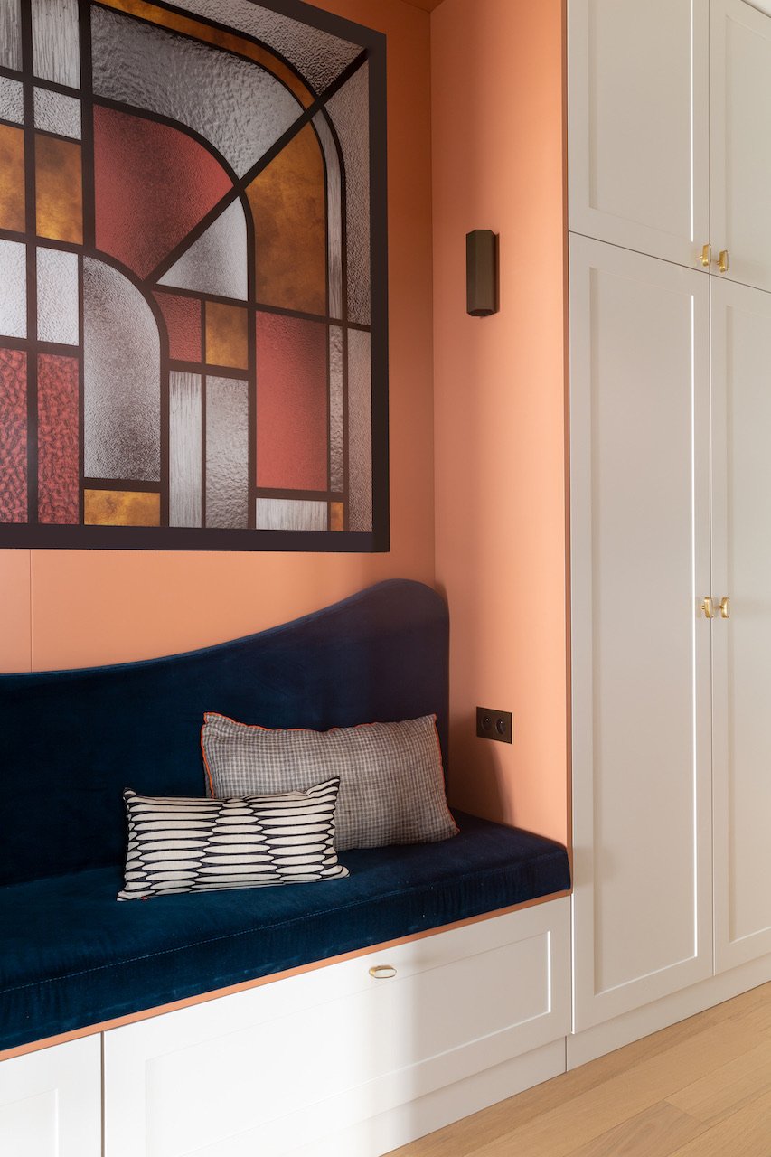 Children basin detail — Paris 16th