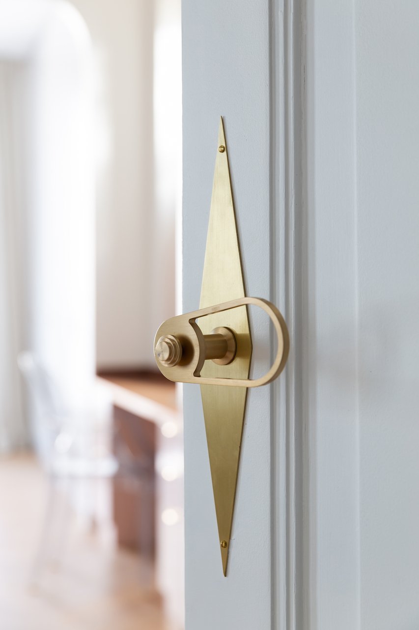 Children tiled shower — Paris 16th