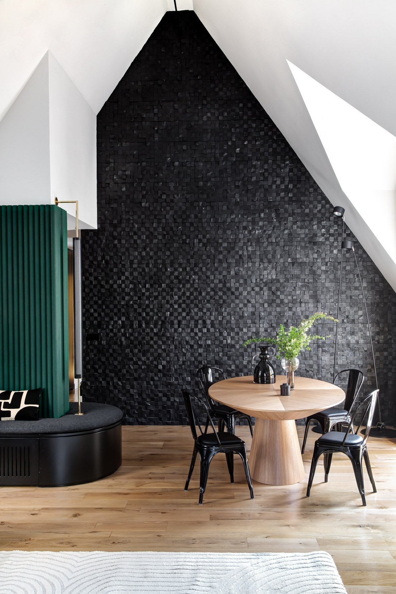 Banquette and table view — Le Marais