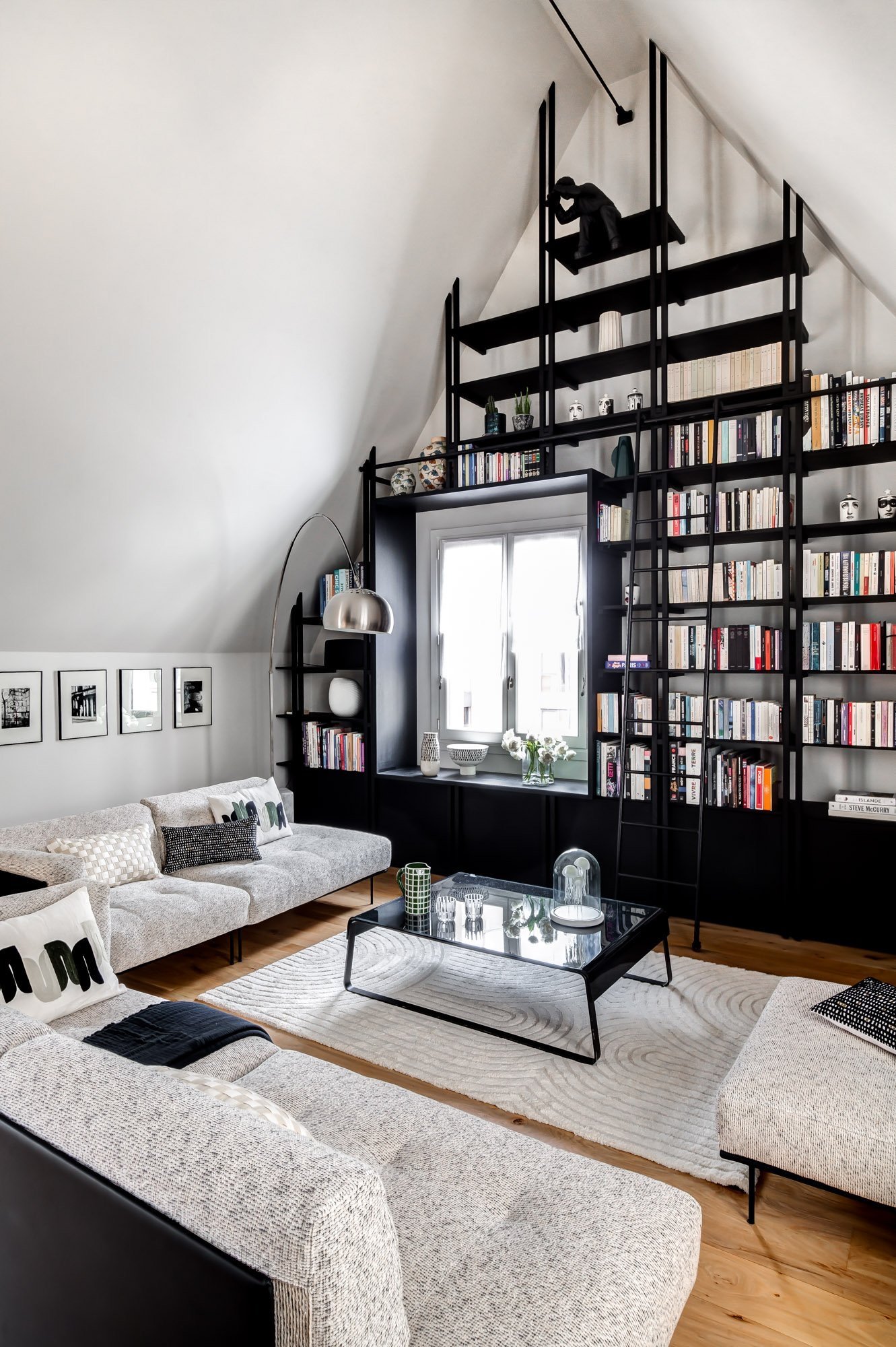 Living room angled view — Le Marais