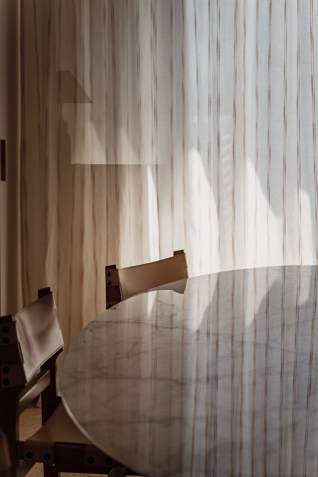 Living room oak bookcase — Trocadero