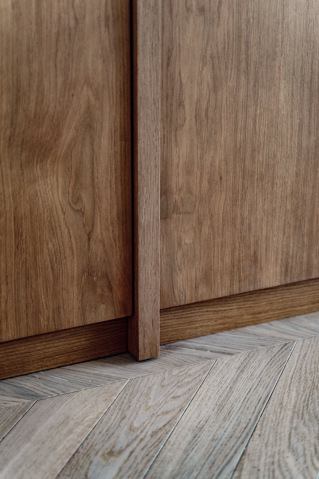 Brass handle — Trocadero