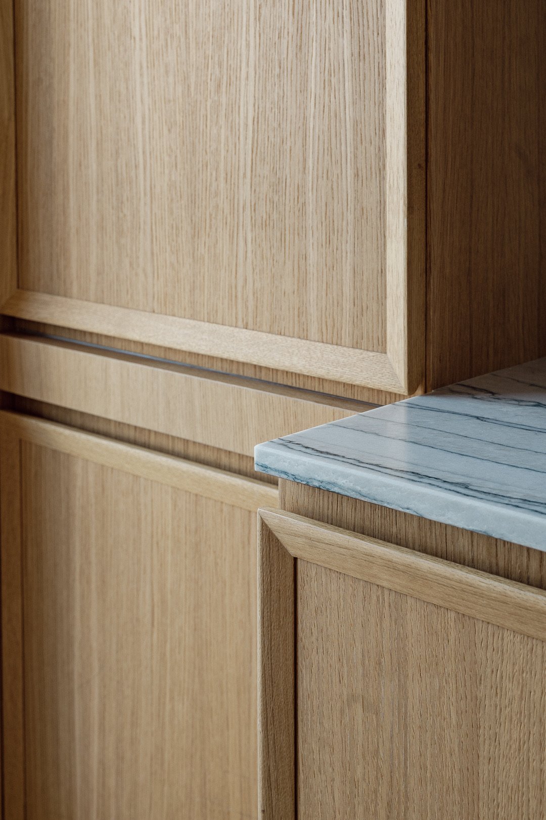 Entrance wardrobes — Trocadero