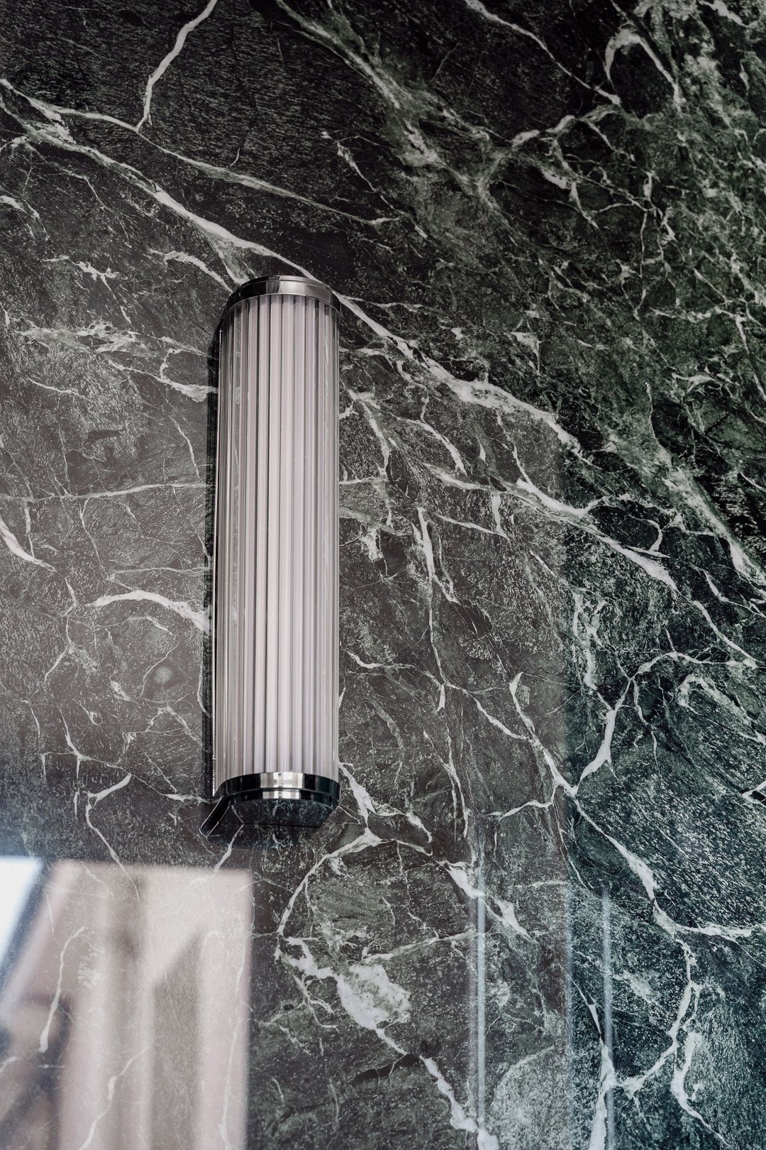 Marble WC — Trocadero