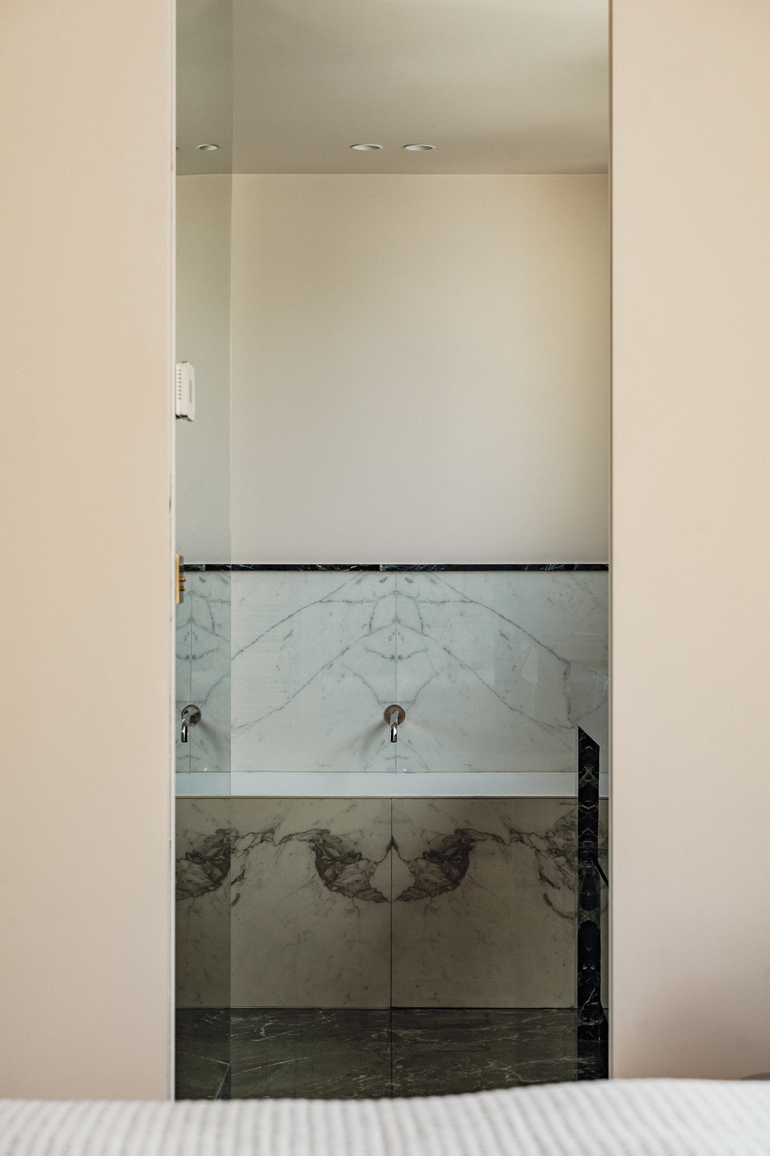 Chrome fittings — Trocadero