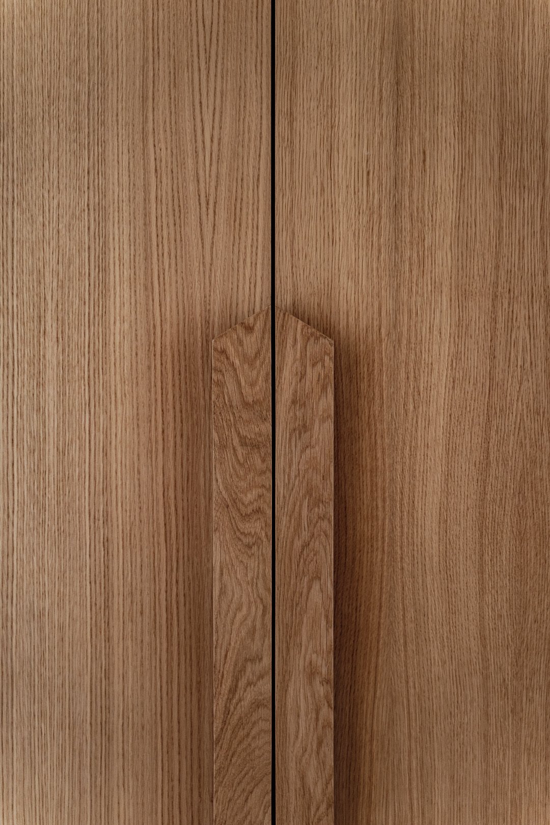 Oak handle — Trocadero