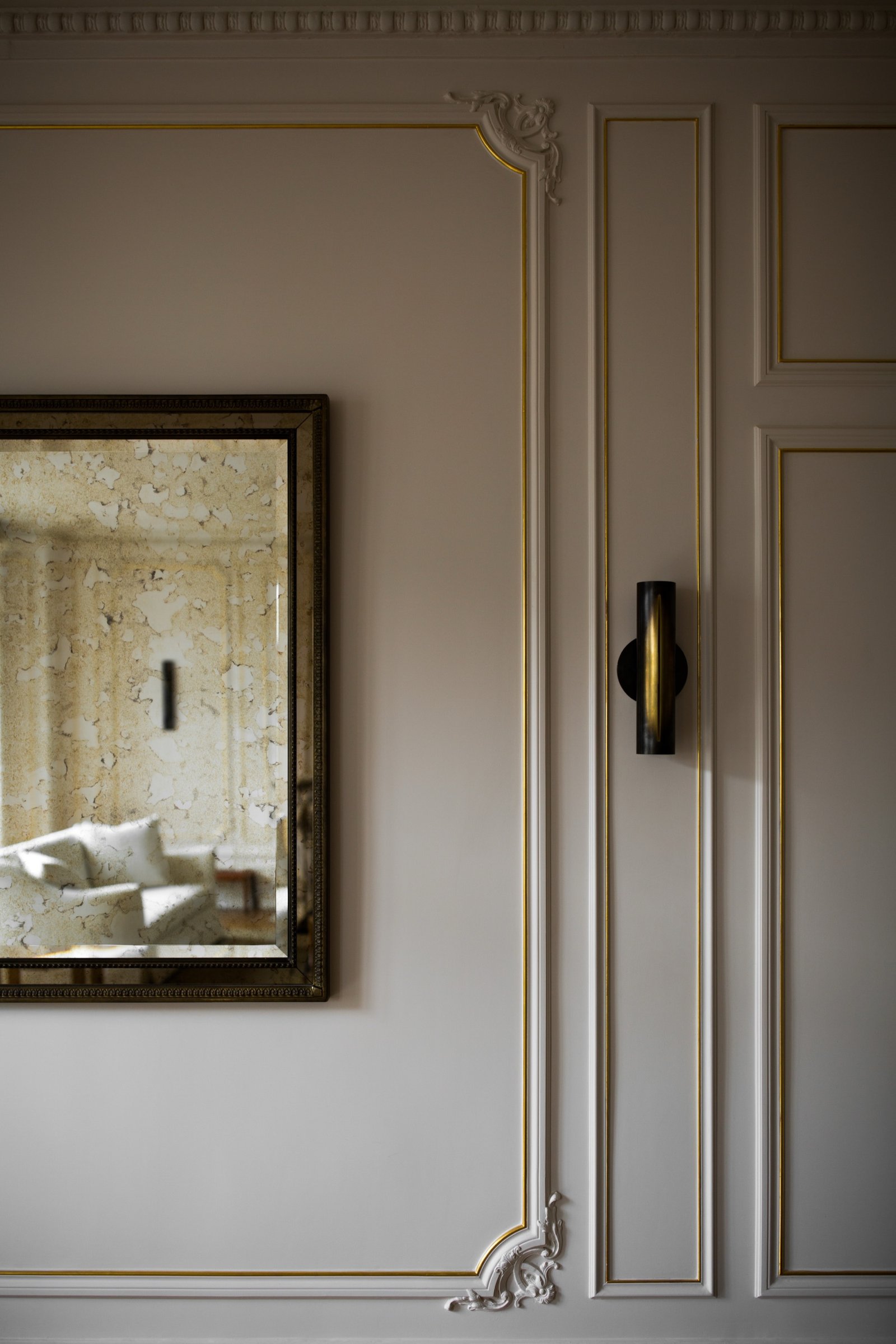 Gilded panelling detail — Paris 8th