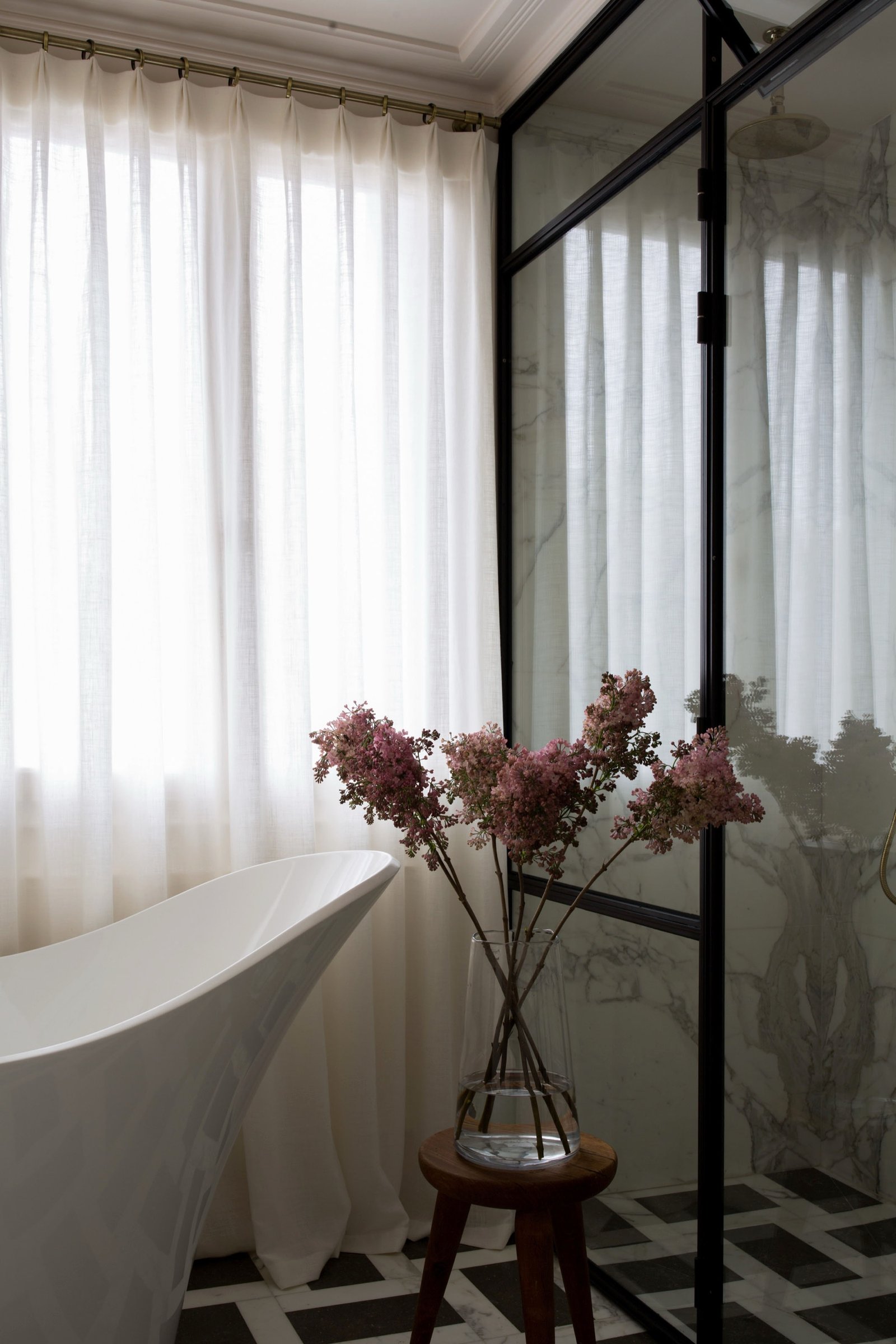 Living room and panelling perspective — Paris 8th